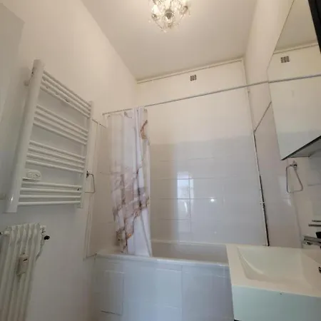 Ideal 6 Pers Gare Flandres Apartament *